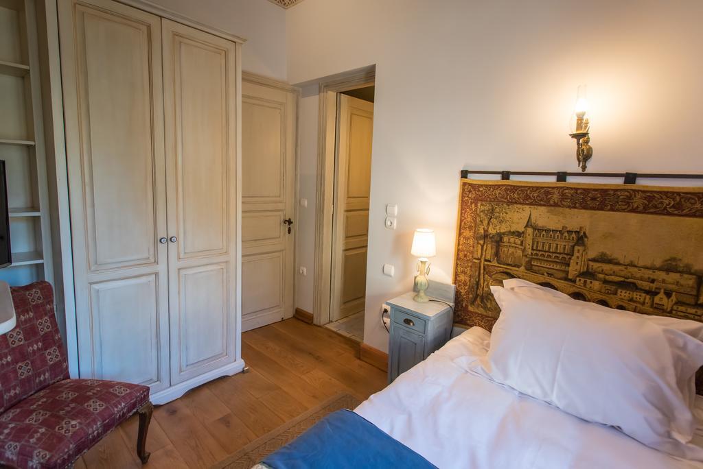 Epoches Hotel Karpenísion Quarto foto